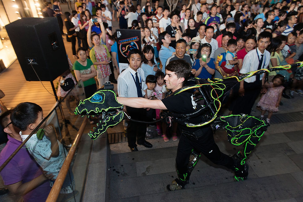 Pop-up show by Lightwire Theater