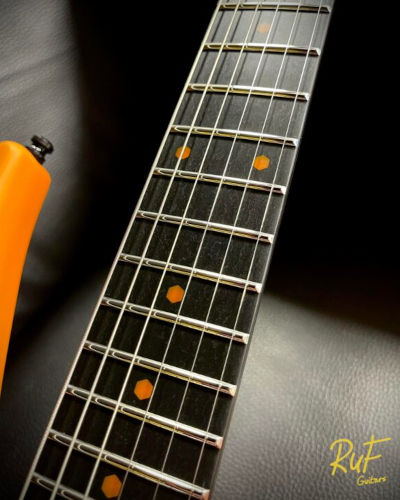 inlaysMaterial-matchingResin