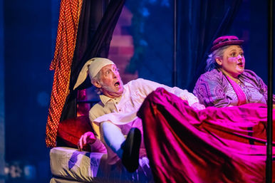 A GIFT FOR THE SEASON: ‘Ebenezer!’ is a joyful time at Thalian