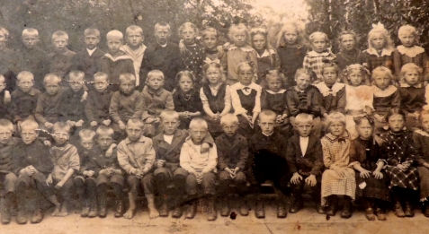 Alte Schule in Ihorst im Ammerland.