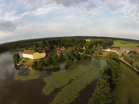 Vallens säteri.jpg
