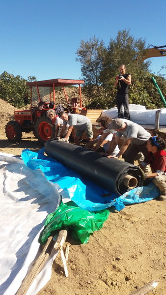 Teichbau Abdichtung mit Kunststoff-Kautschuk EPDM