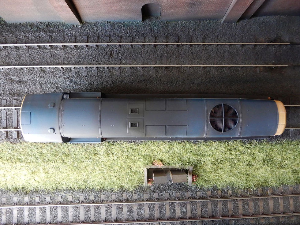 20084 extended fuel tanks in BR blue 2