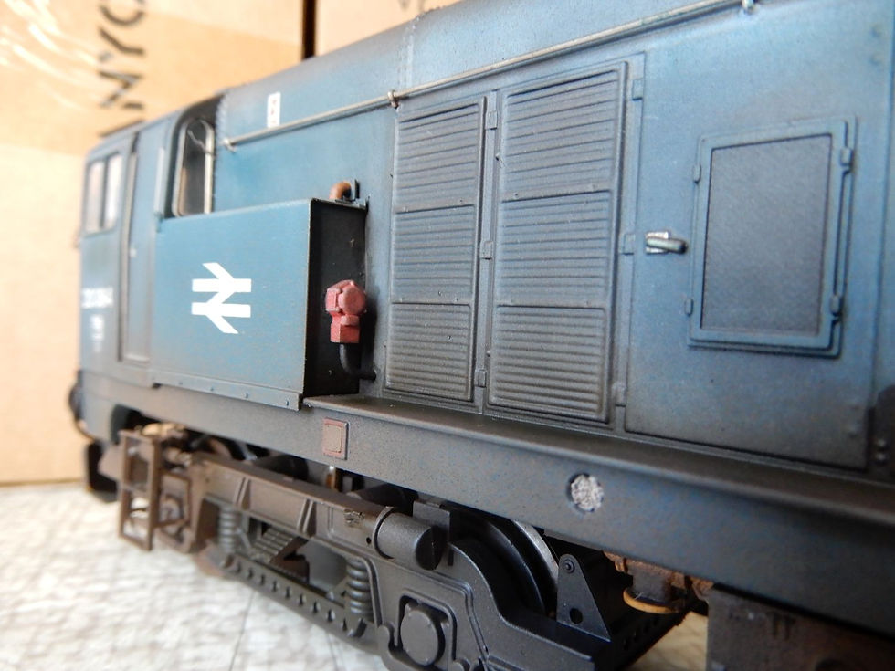 Thumbnail: 20084 extended fuel tanks in BR blue 6