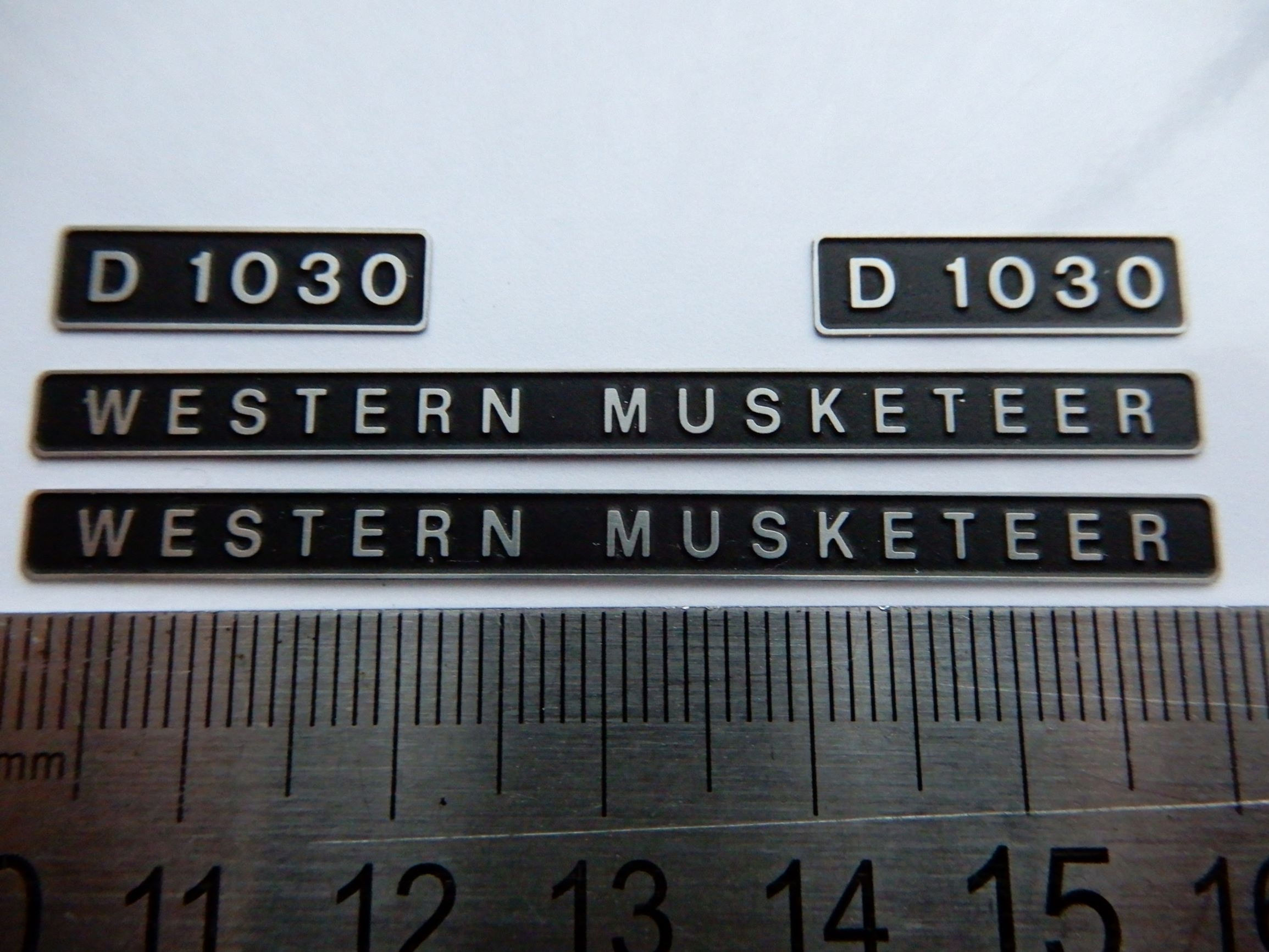 D1030 WESTERN MUSKETEER