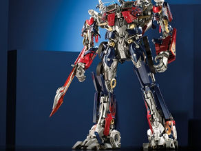 Fanhome Brings 'Transformers Optimus Prime' Build-Up Model to North America!