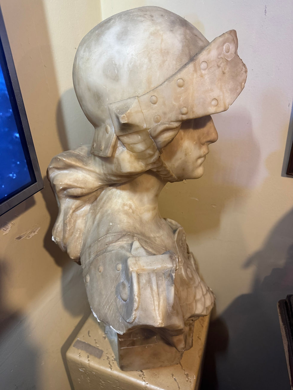 サムネイル： サラトゥサ像