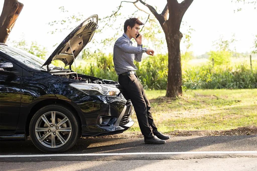 Car park картинки для детей. My car broken down. Май брокен кар. Проблемы с авто. Man with broken car stoke.
