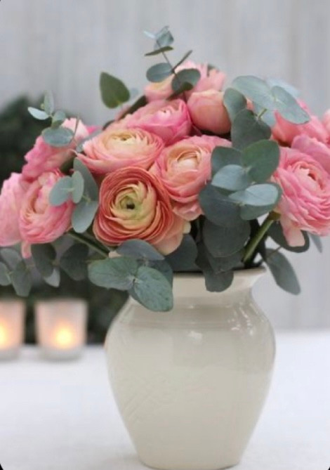 Thumbnail: Vase Arrangements