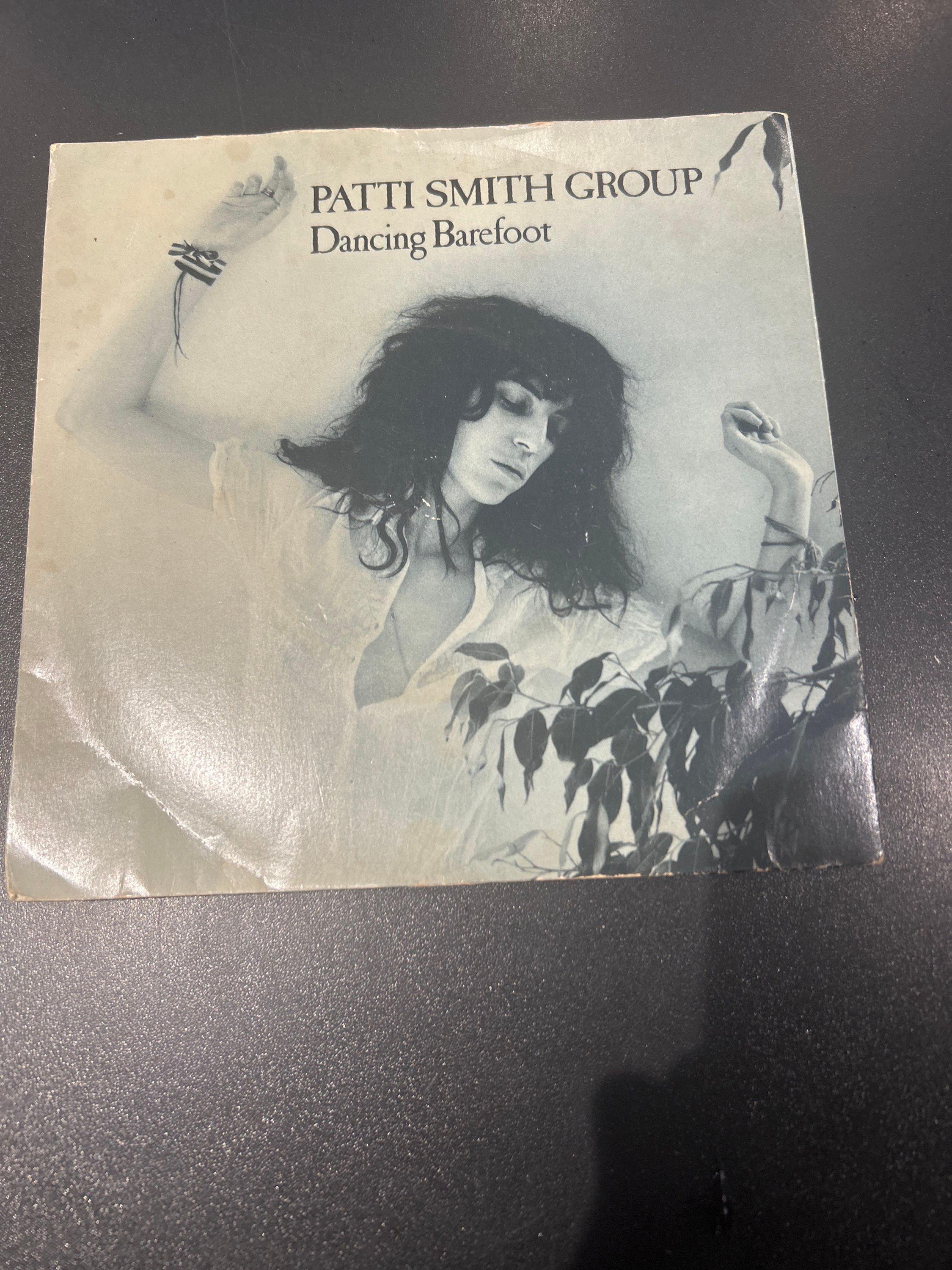 Patti Smith Group - Dancing Barefoot - VG+/VG