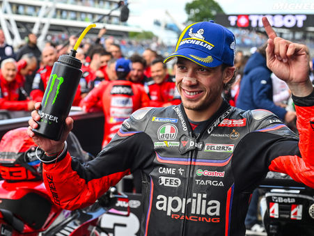 Marco Bezzecchi God Save The Bez Kampiun MotoGP Inggris 2025