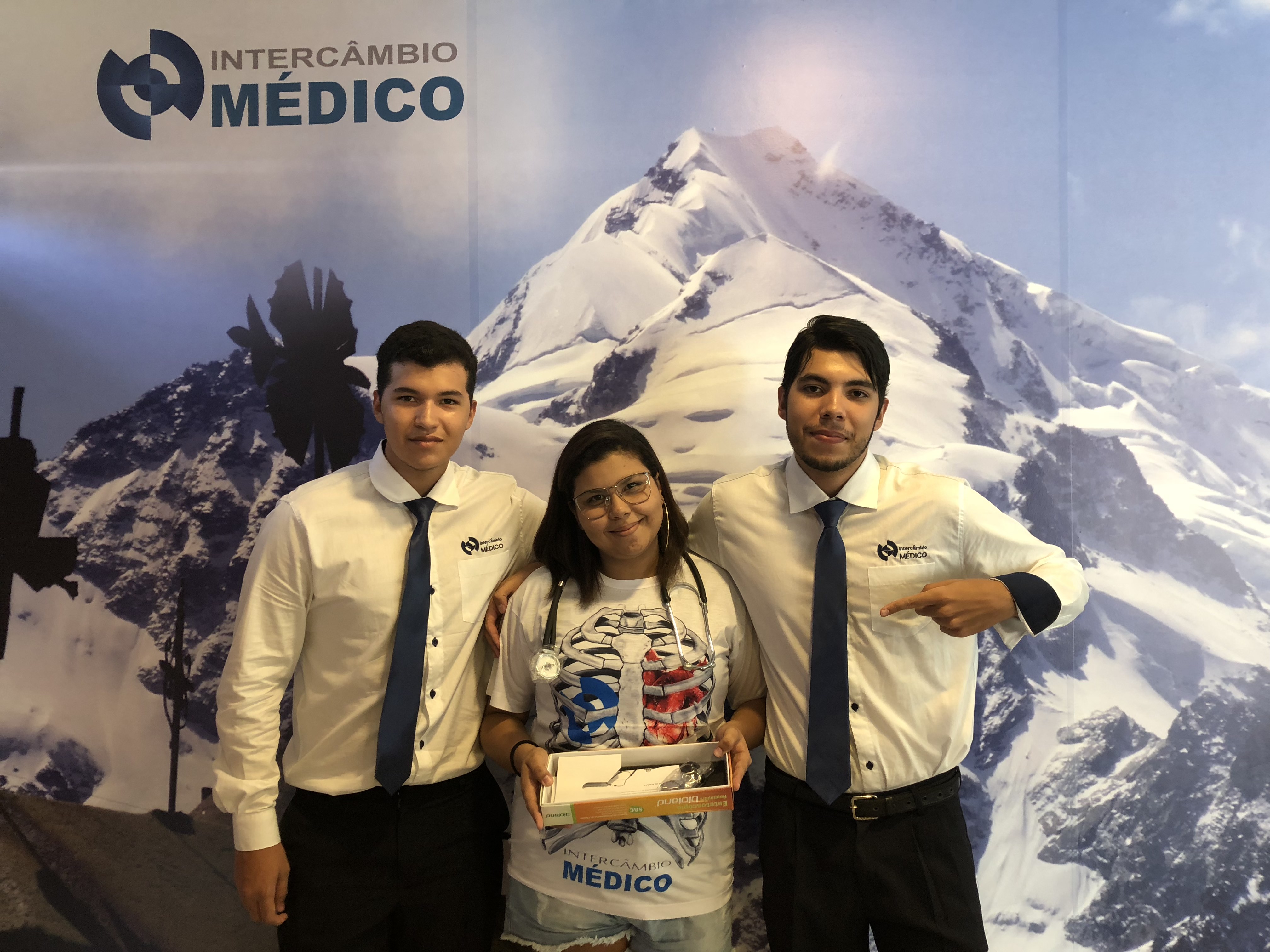 Foto no painel temático.