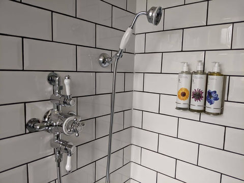 Bramley Products at the Coach House, Bredon Manor.jpg