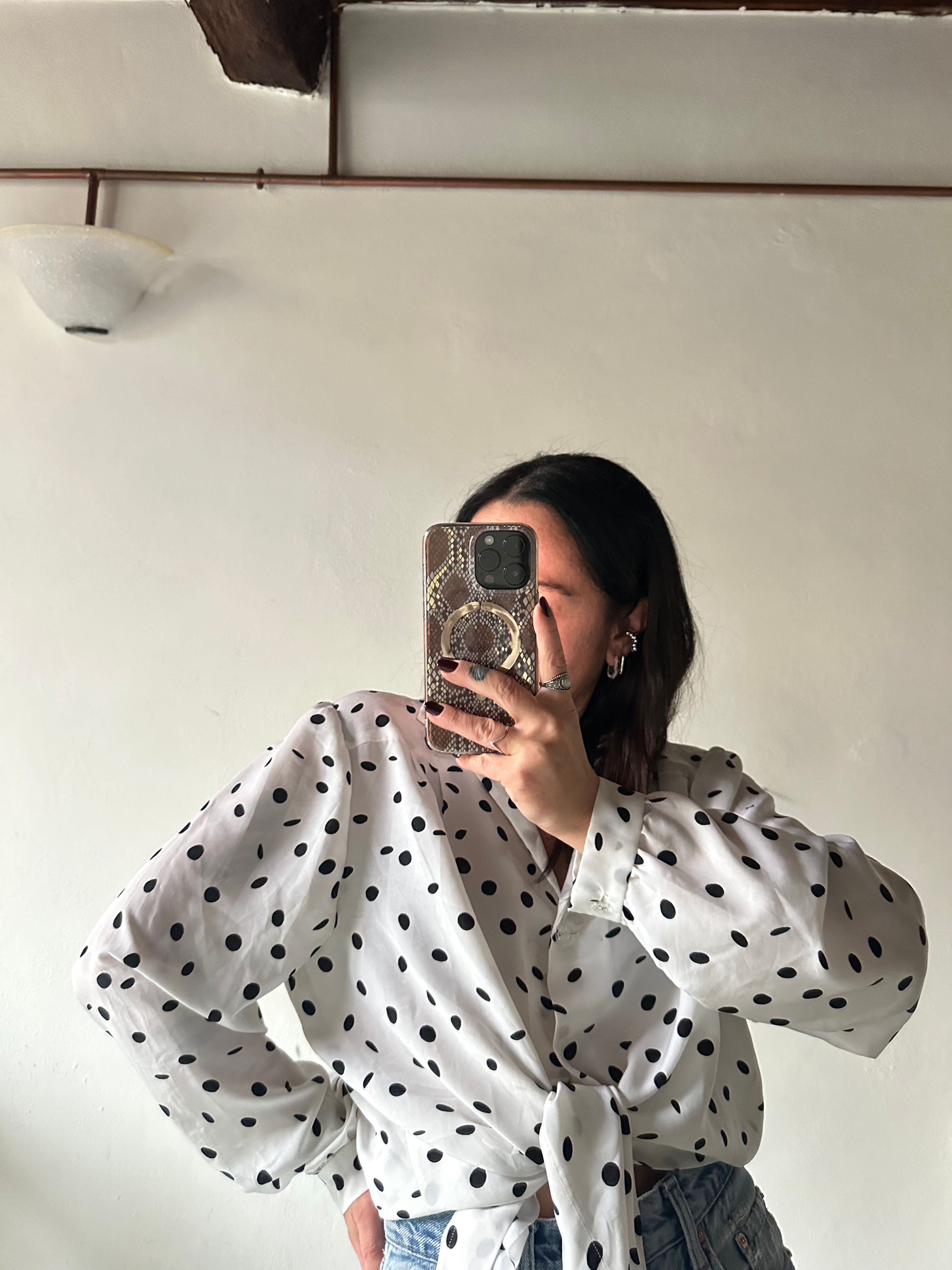 Polka dots tailoring white shirt