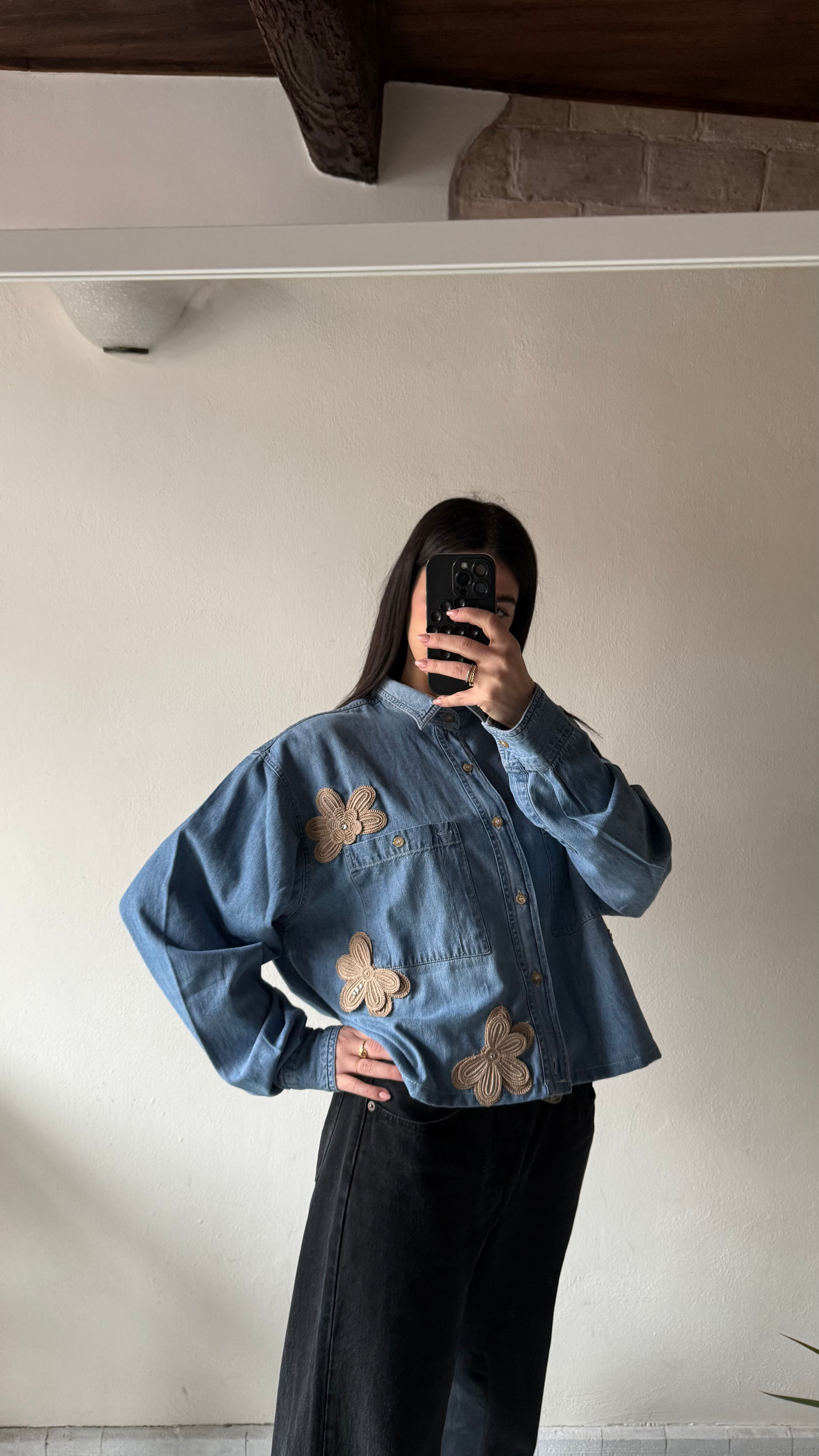 Denim macrame’ upcycling shirt