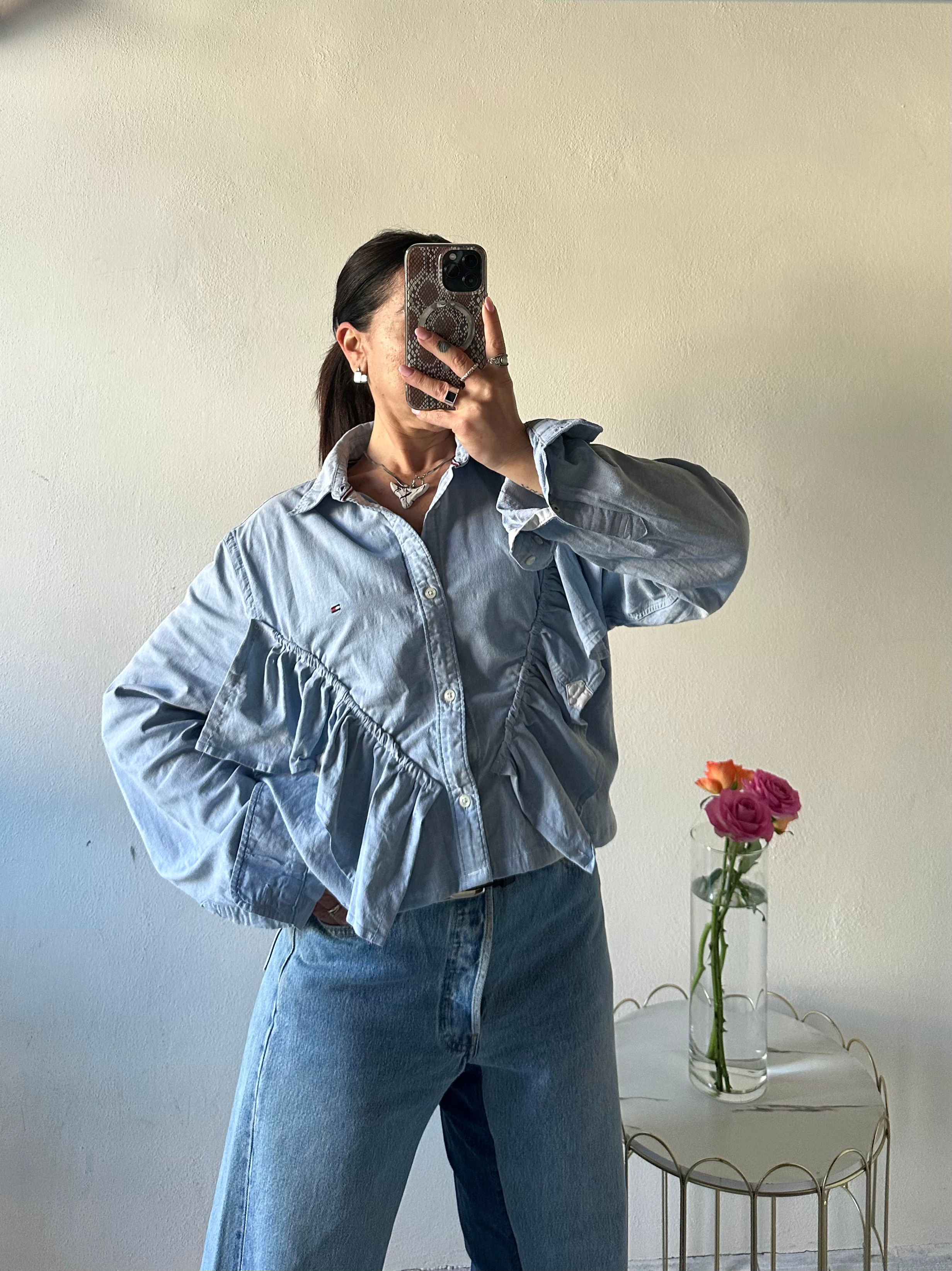 Tommy Hilfiger rouches light blue shirt