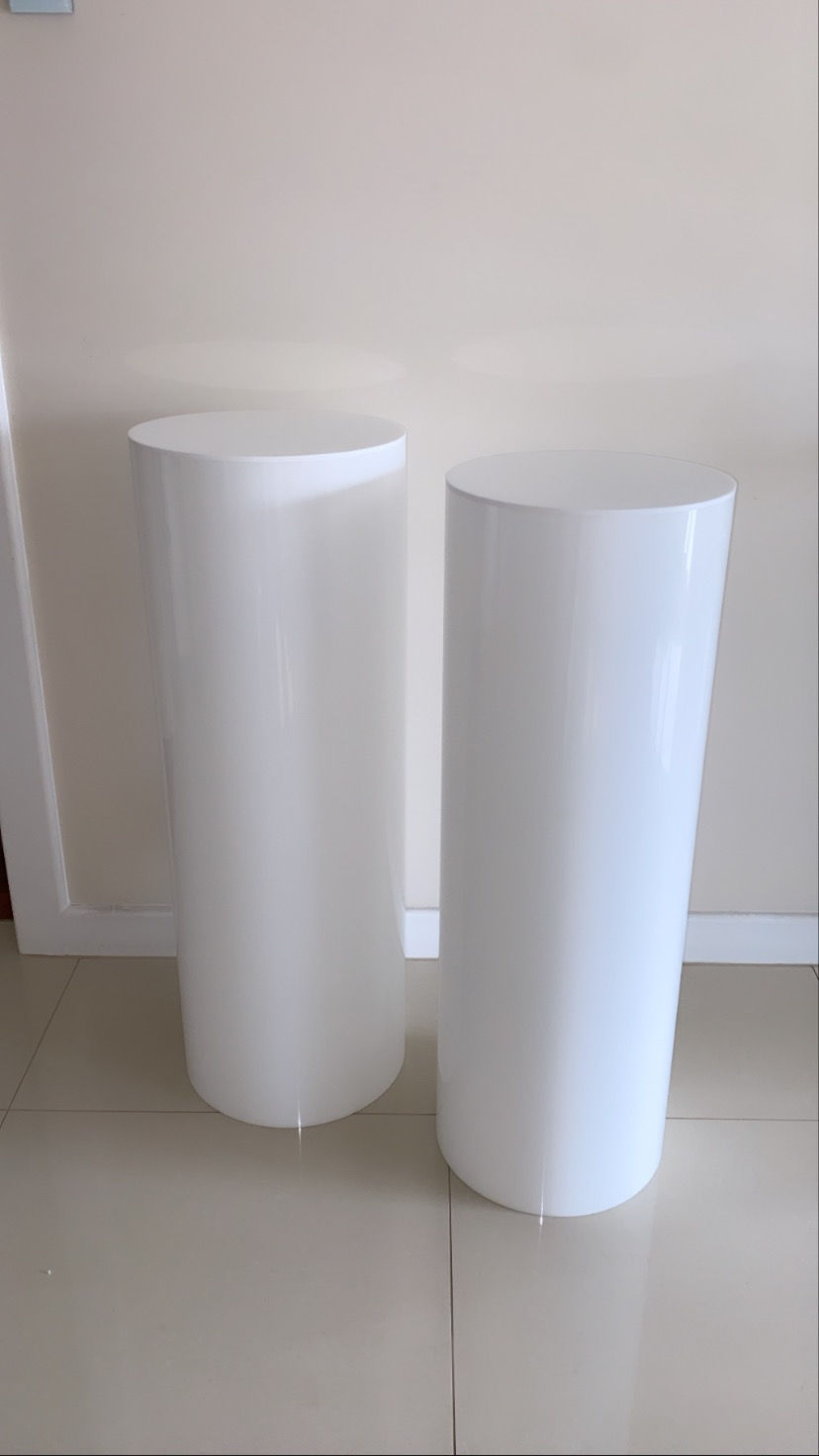 Thumbnail: 110cm White Plinth