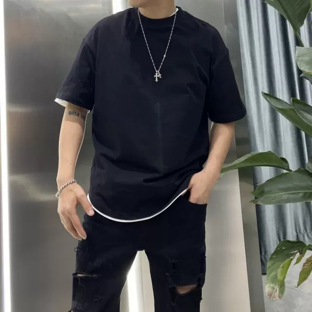 Set đồ đen che đi khuyết điểm