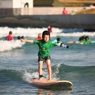 Prosthetic arm for surfing