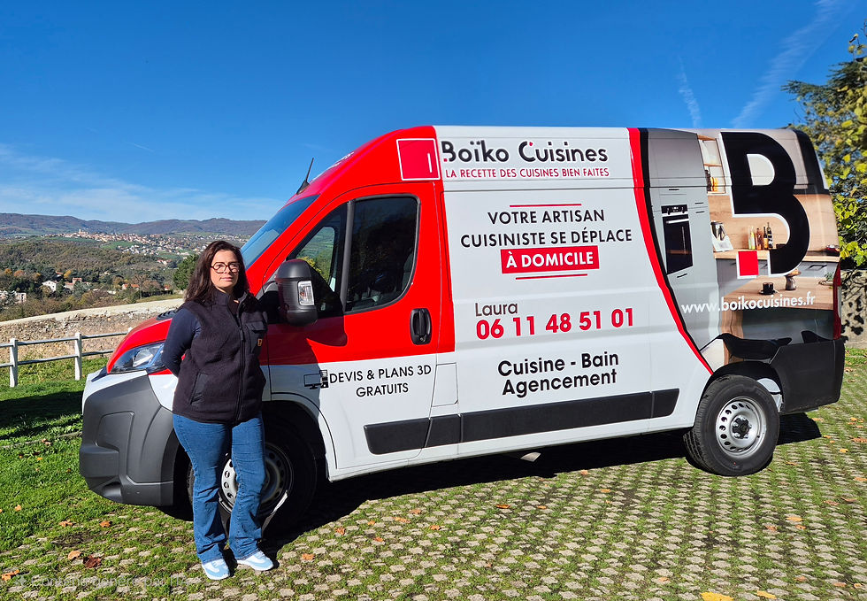 Camion showroom Boïko Cuisines pour la conception et le choix des matériaux à domicile