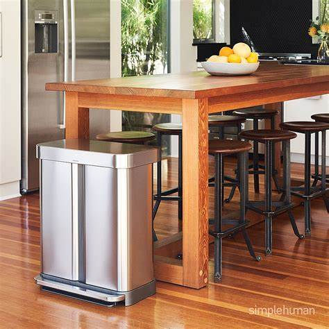 Hands-Free Dual Compartment Trash