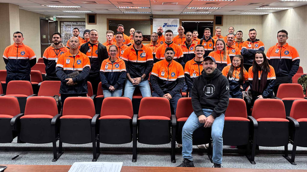 Novos agentes da Defesa Civil de Porto Alegre participam de oficina da Hopeful