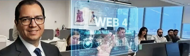 Director de Web4 Frente a su equipo de colaboradores