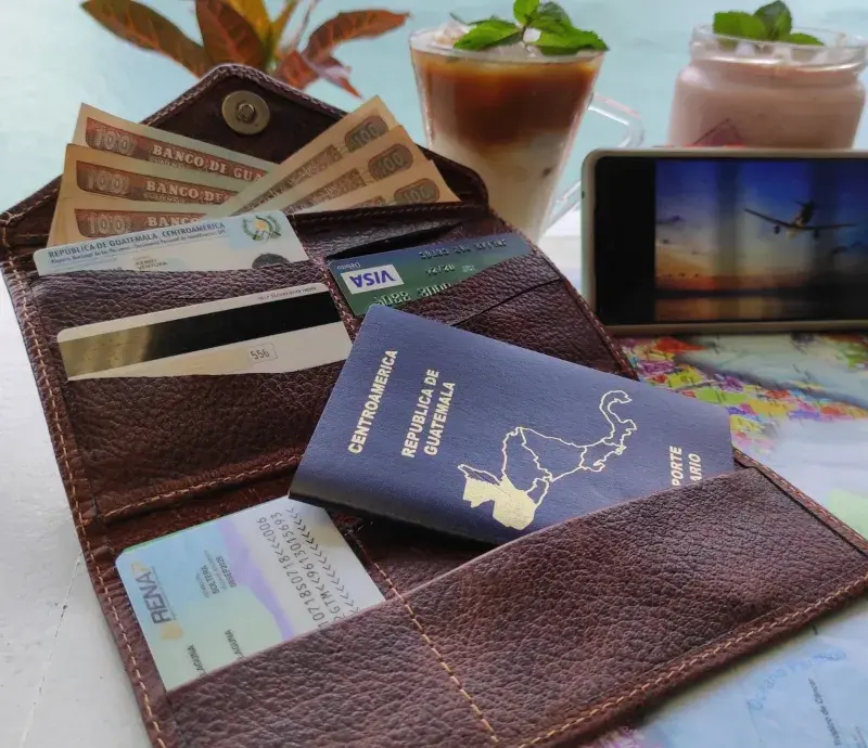 Thumbnail: Women's Trifold Leather Wallet
