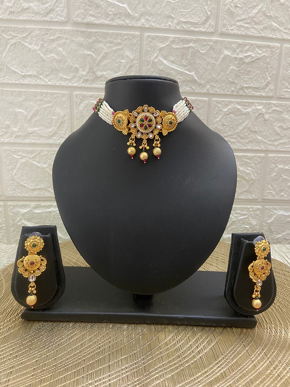 Anvika choker