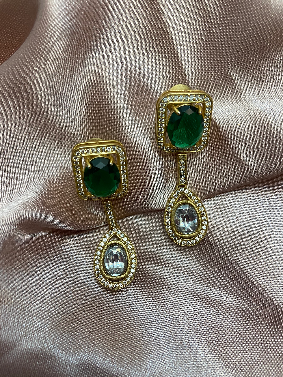 Thumbnail: Gildora Necklace Set