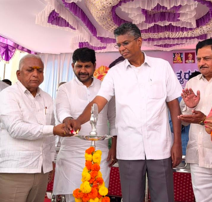 ಶೋಷಿತರ ಬದುಕಿಗೆ ಅಕ್ಷರದ ಧ್ವನಿ ನೀಡಿದ ಅಣ್ಣಾ ಭಾವು ಸಾಠೆ