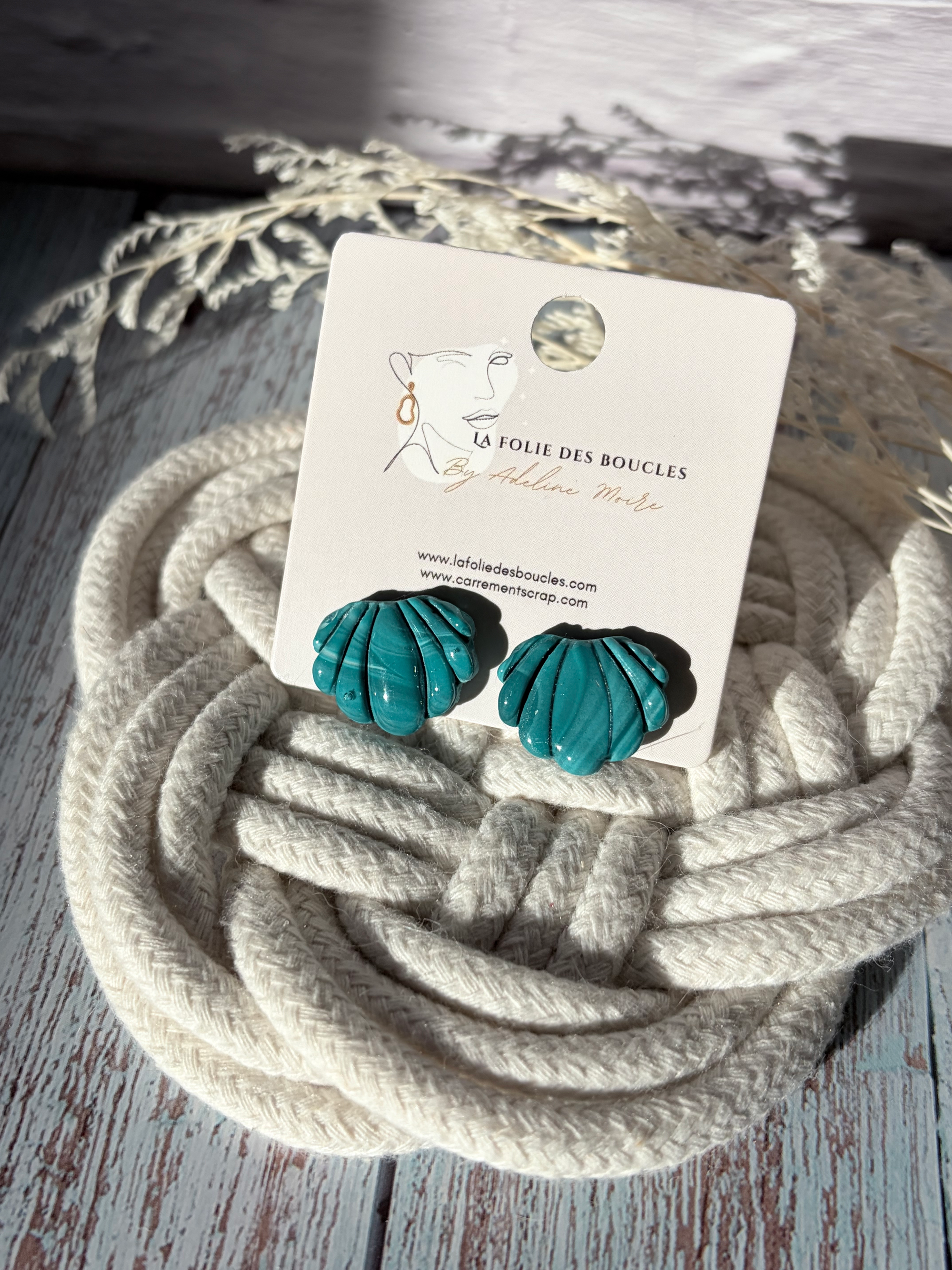 Boucle d’oreille mini coquillages