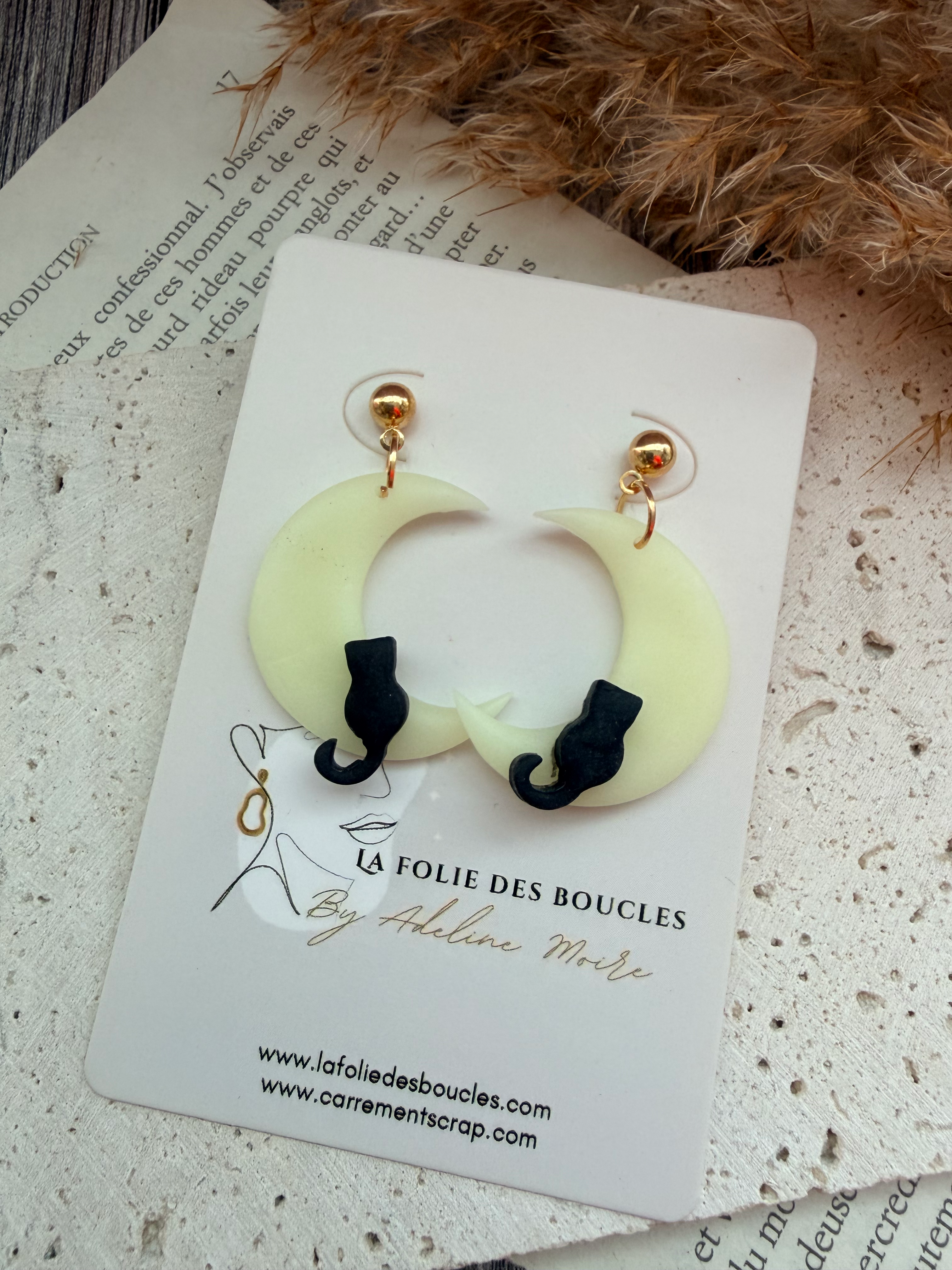 🌙✨ Boucles d’oreilles Lune phosphorescentes – Bijoux artisanaux fait main ✨🌙