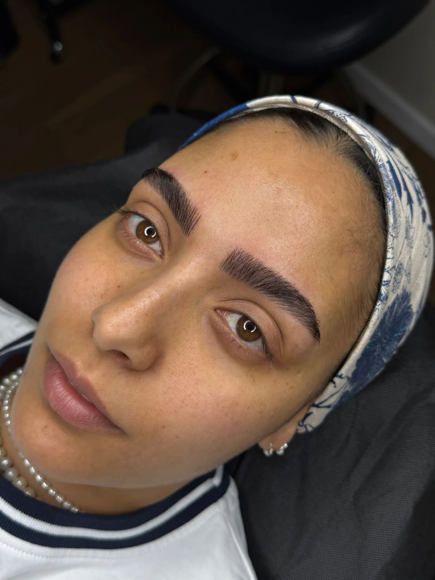 עבודת מיקרובליידינג מהסטודיו של מיקה
