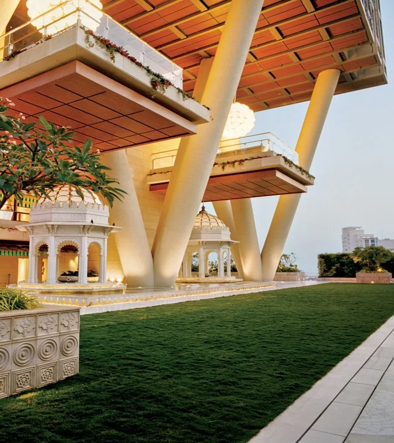 The high-end mansion reportedly costs an estimated $1-2 billion