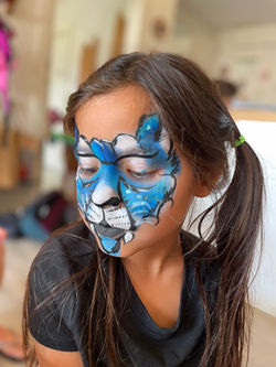 Blue wolf Facepainting