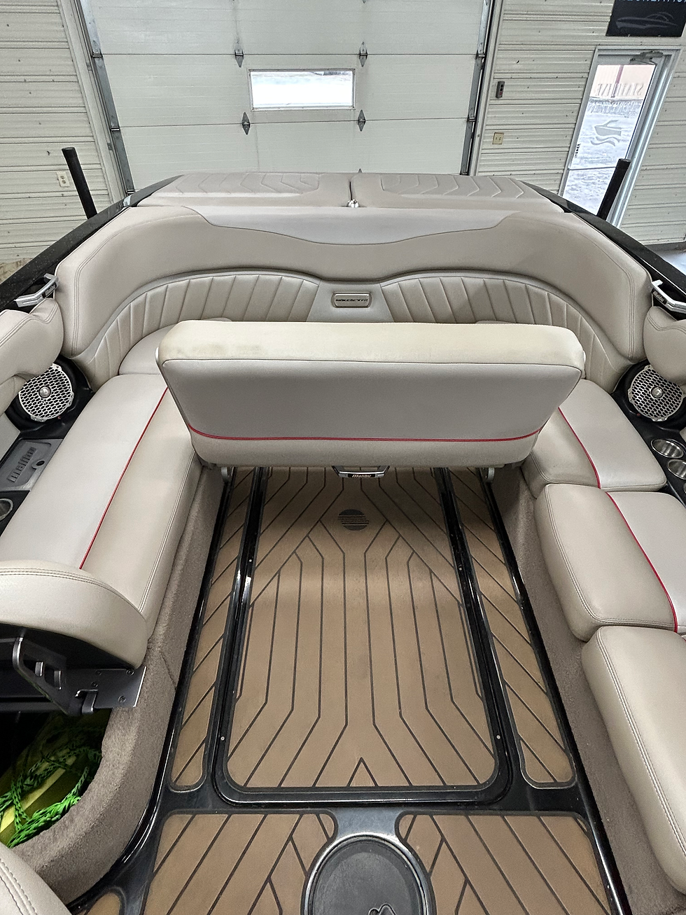 Thumbnail: 2016 Malibu 25 LSV