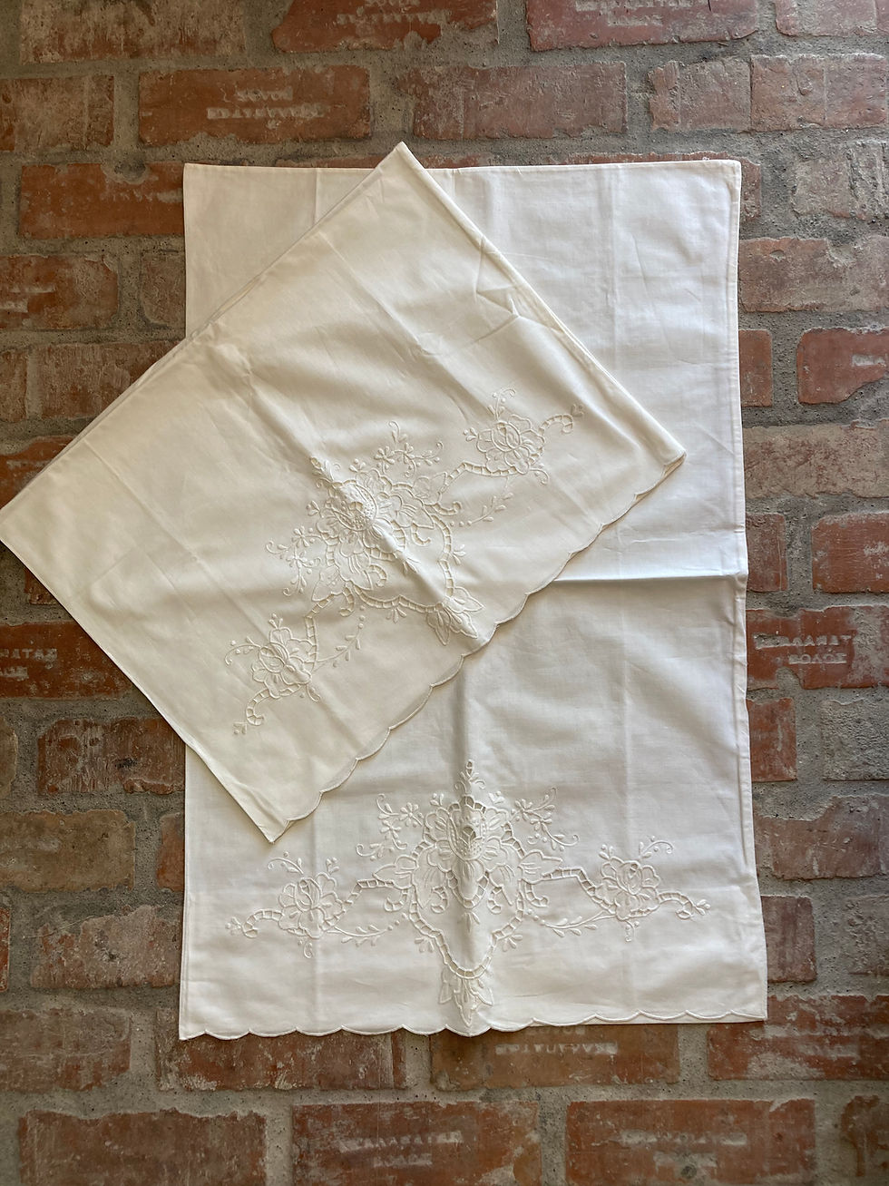 Thumbnail: PAIR OF VINTAGE WHITE COTTON PILLOWCASES