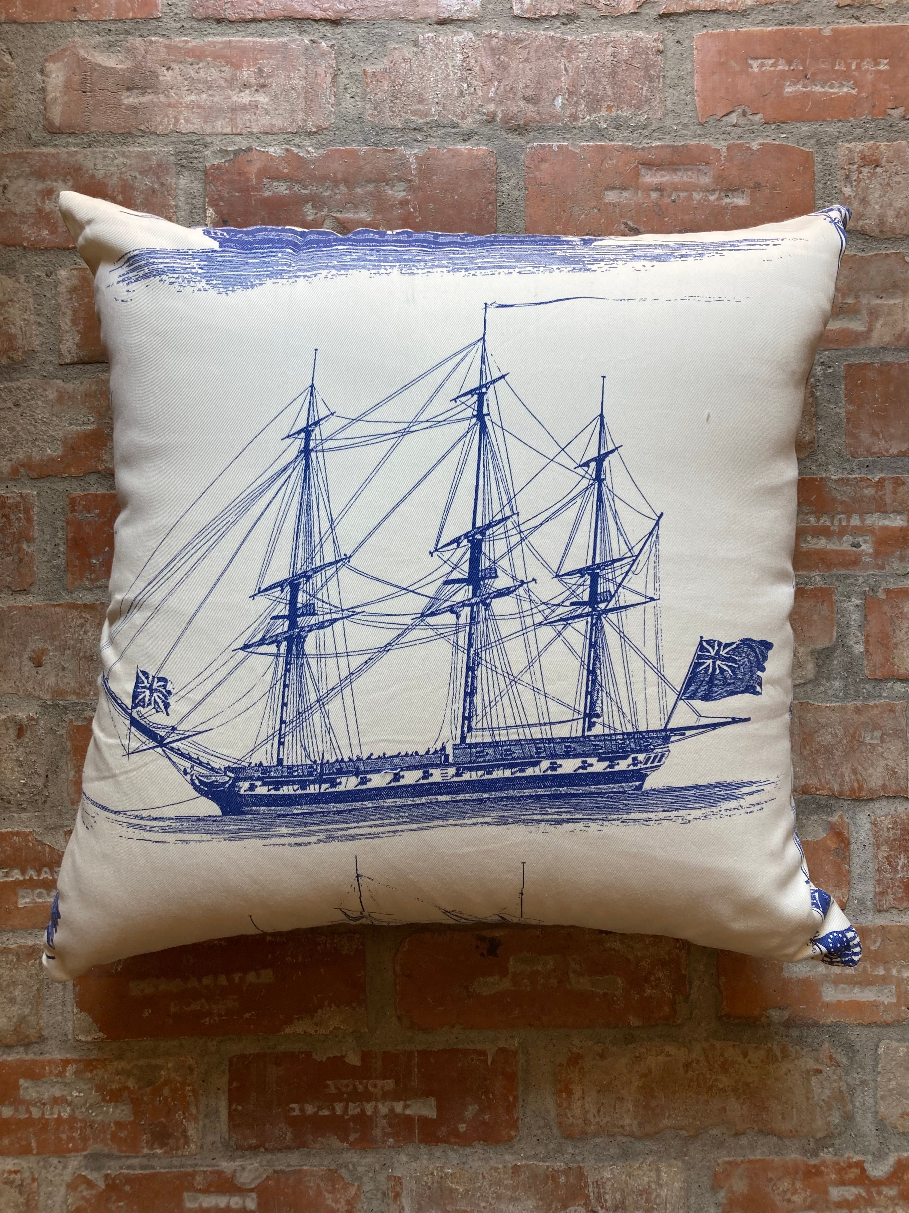 ENGLISH COTTON NAUTICAL STYLE CUSHION