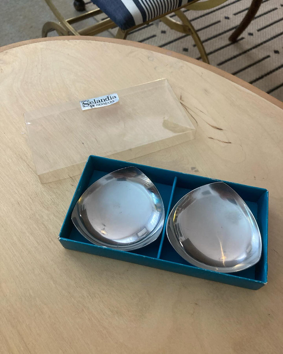 Thumbnail: SET OF 2 VINTAGE SELANDIA DENMARK DISHES