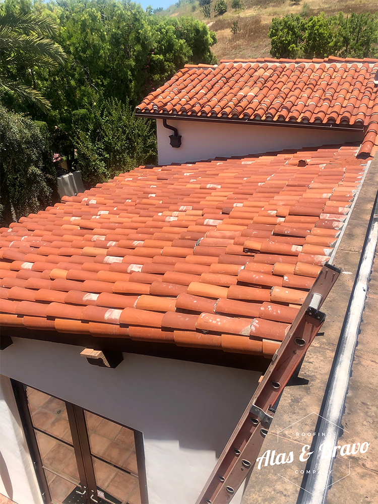 clay tile roof cleaning solution