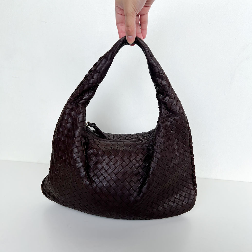 Thumbnail: BOTTEGA VENETA Intrecciato Hobo Bag in Brown 