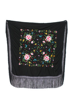 Mantón_cuadrado_negro