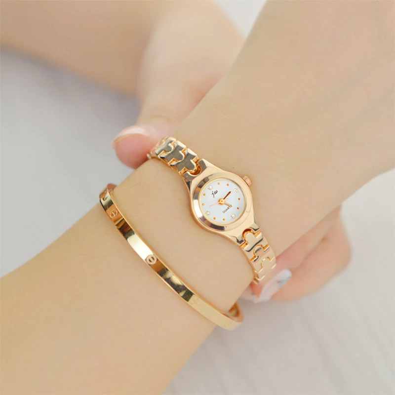 Thumbnail: New Fashion Watches Women Waterproof Gold Lady Quartz Watch Casual Relogio