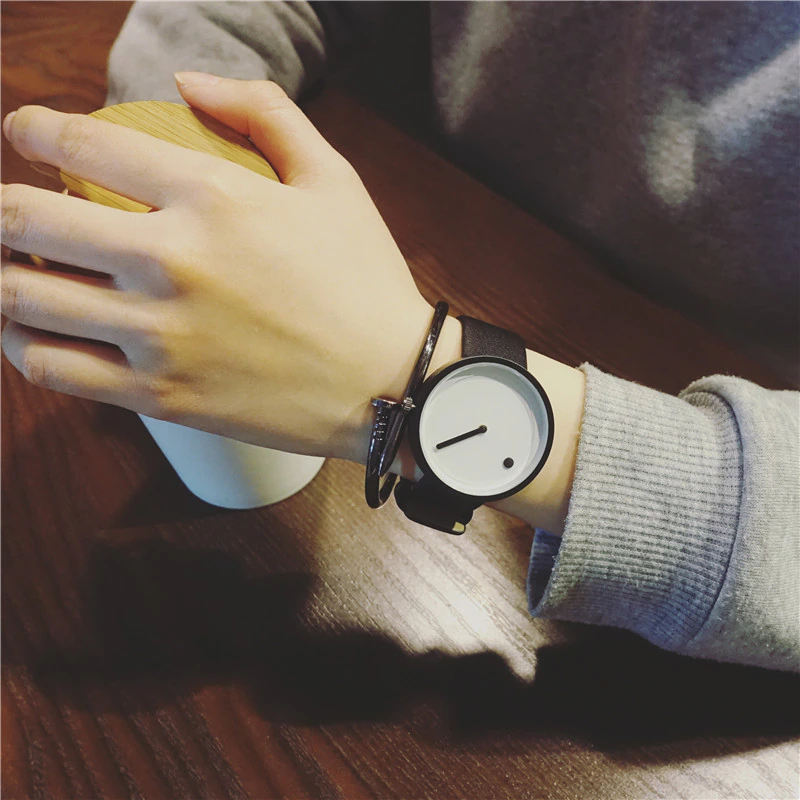 Thumbnail: 2019 Minimalist style creative wristwatches BGG black & white new design Dot and
