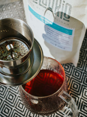 ¿Café Jolgorio en una cafetera vietnamita?