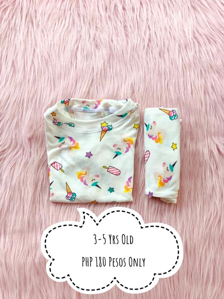 Thumbnail: Unicorn Printed Pajamas