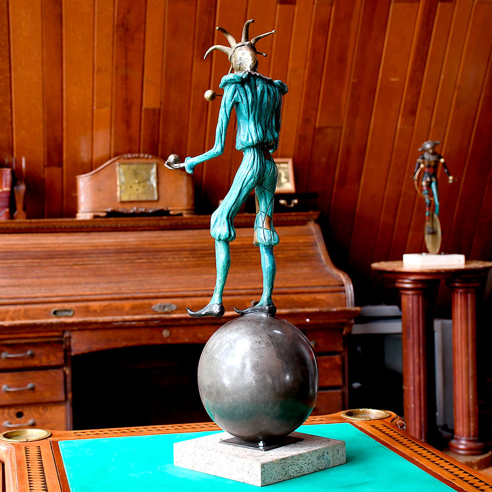 ARLEQUÍN SOBRE LA ESFERA