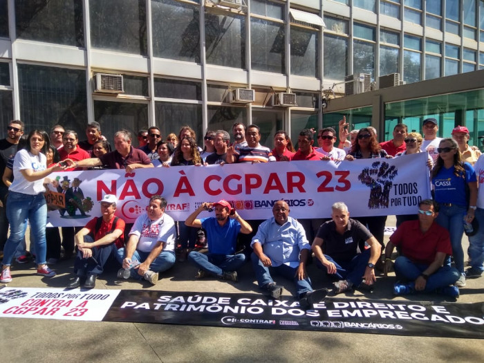 bancarios-estao-em-brasilia-defendendo-os-bancos-publicos_a83106d4565a57418e8ea4cdf10a4f55