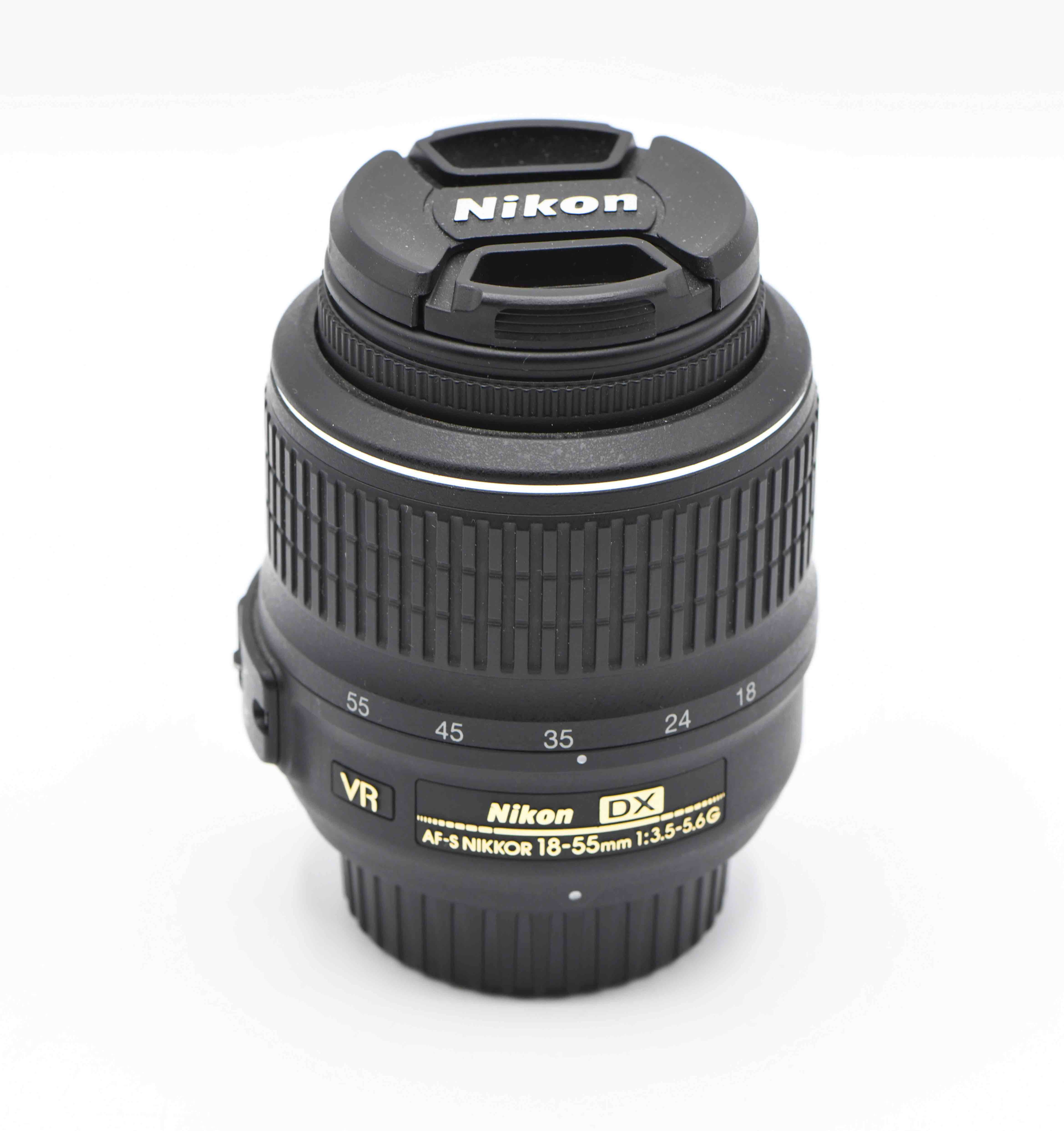 Nikon AF-S 18-55mm F/3.5-5.6